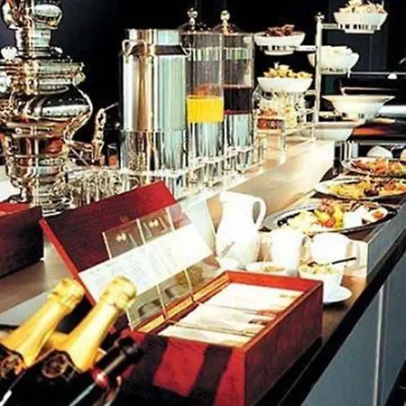 Kult 4* Ίνγκολστατ