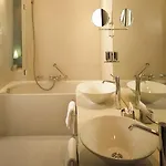 Kult Hotel