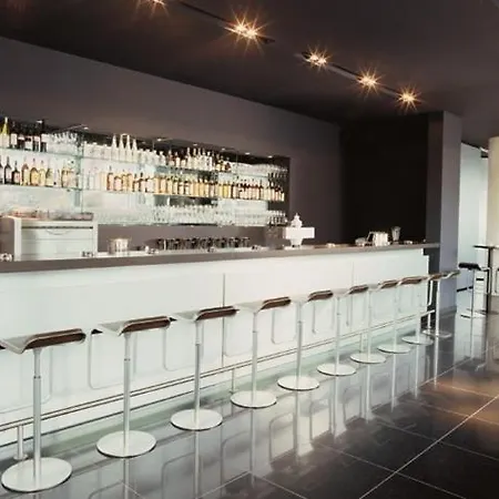 Kult Hotel